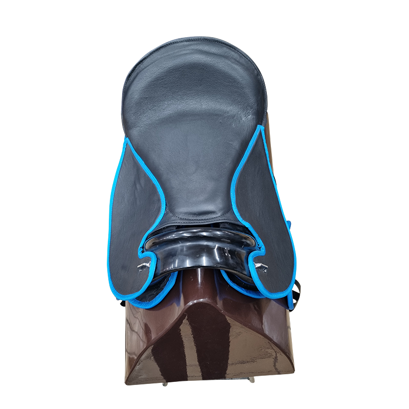 Solo Clover Endurance Saddle - Image 4