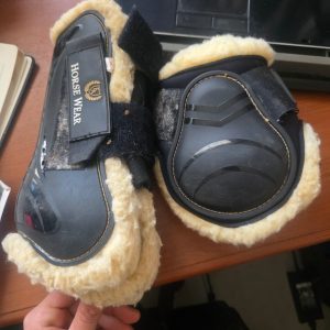 Preloved Tendon & Fetlock Boot Set – Black | Large