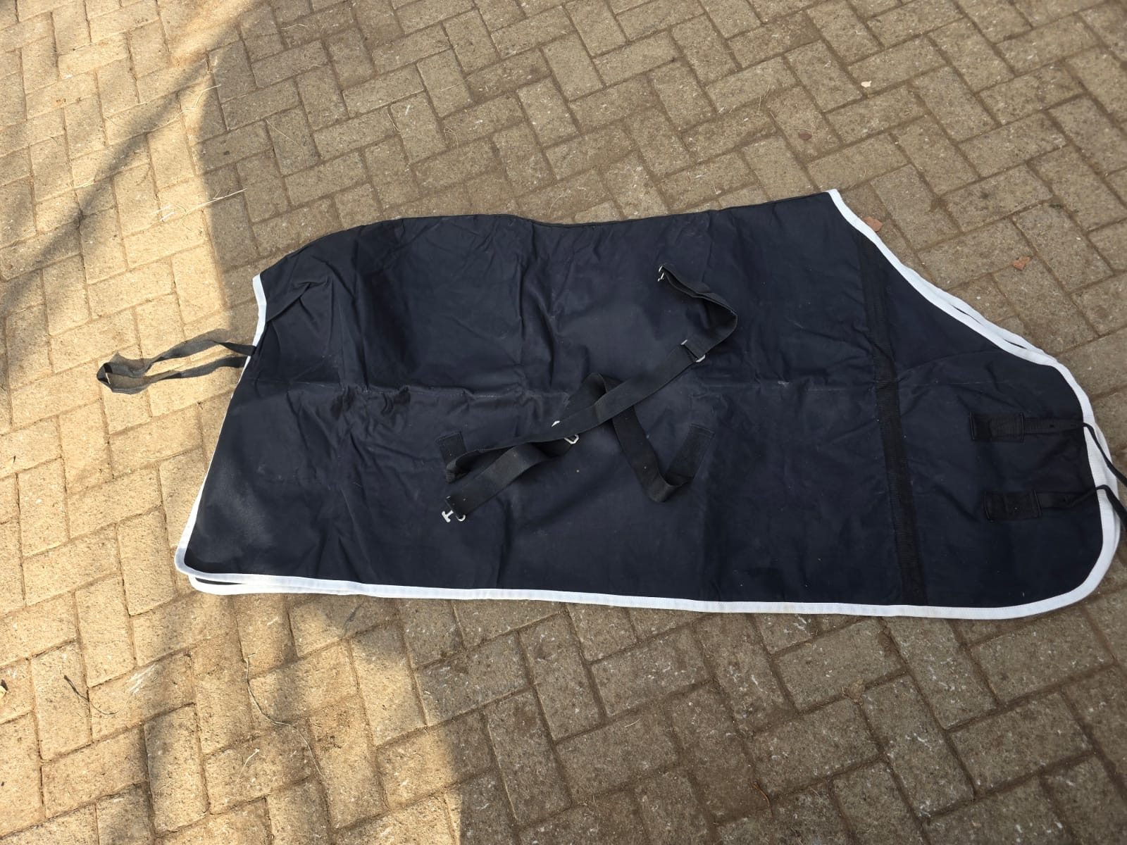Preloved Trident Fleece-Lined Rainsheet – Black with Light Trim - Image 3