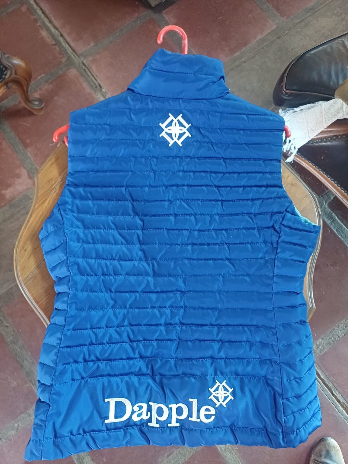 Preloved Dapple Equestrian Lightweight Puffer Gilet – Royal Blue - Image 3